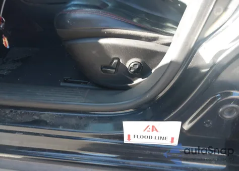 2014 Dodge Dart Gt z USA, uszkodzony, nr VIN 1C3CDFEB8ED830776